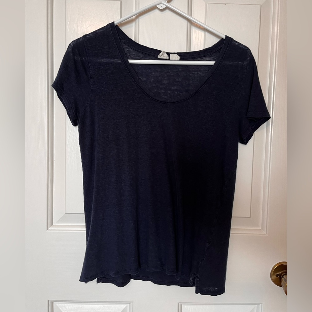Gap XS blue tee